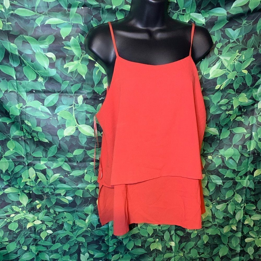 Paper Crane Shell Tank Top